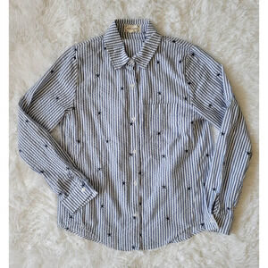 Cloth‎ & Portrait Women's Blue Striped Star Embroidered Button Up Shirt. Size S